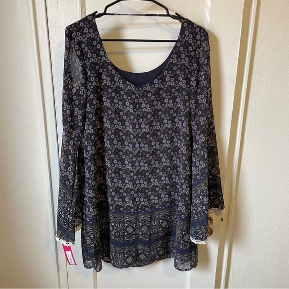Navy Blue Floral Flare Sleeve Boho Dress - Picture 5 of 7